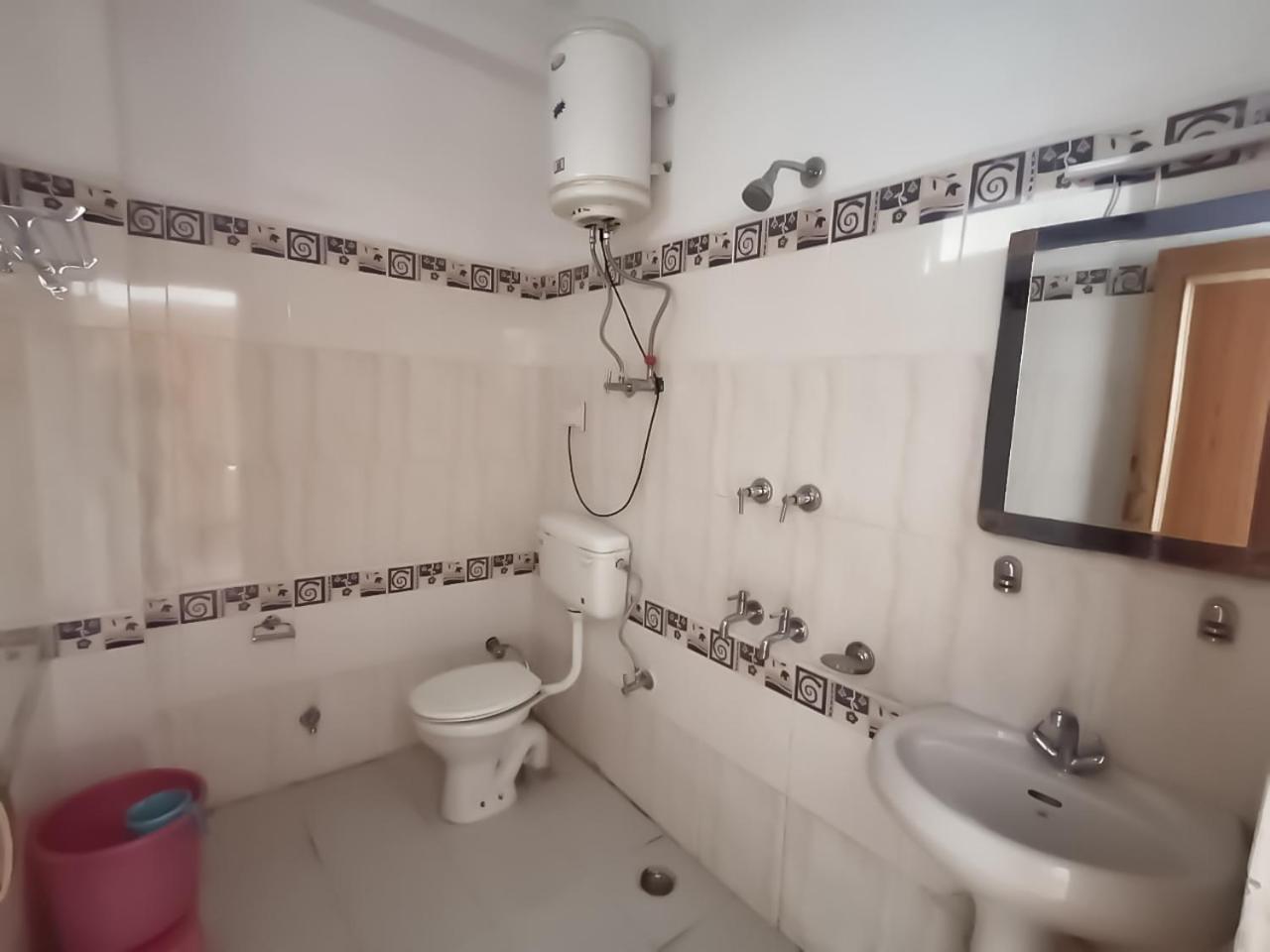 Hotel New Gyespa Kyelang Dış mekan fotoğraf
